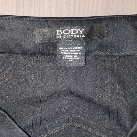 Body by Victoria Pleated Buckle Back Midi Pencil Skirt - Picture 3 of 6